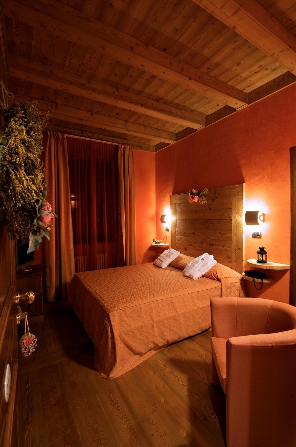 Re Delle Alpi Resort & Spa, 4 Stelle Superior Ла-Тюйль Экстерьер фото